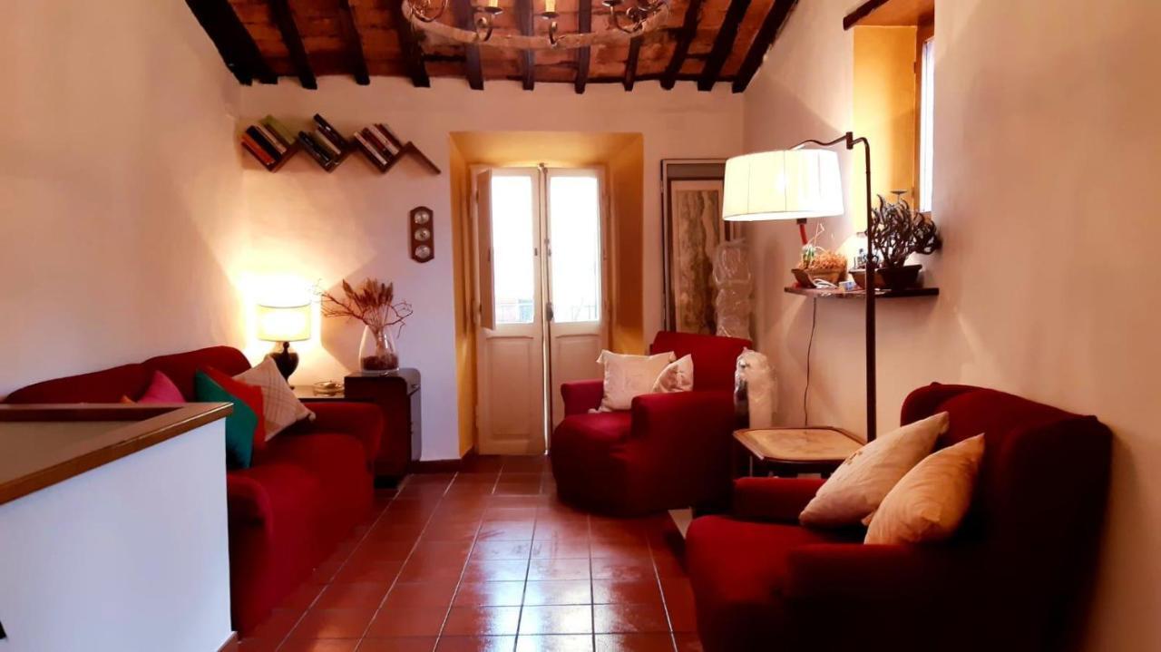 Borgo Vecchio Apartment Carbognano Luaran gambar